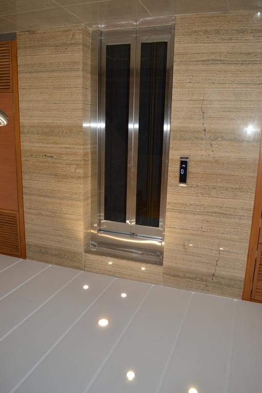 Hotel Ashray Inn Ahmedabad Exterior foto